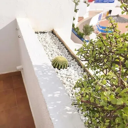Appartamento Lucia Garden Con Piscina Climatizada
