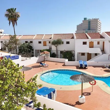 Lucia Garden Con Piscina Climatizada