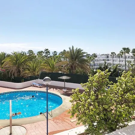 Lucia Garden Con Piscina Climatizada *