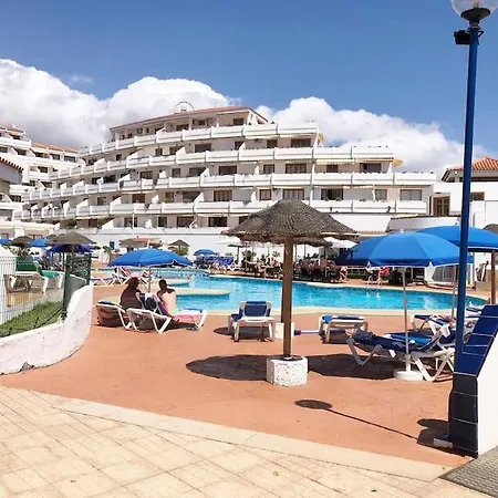 Lucia Garden Con Piscina Climatizada Lägenhet *