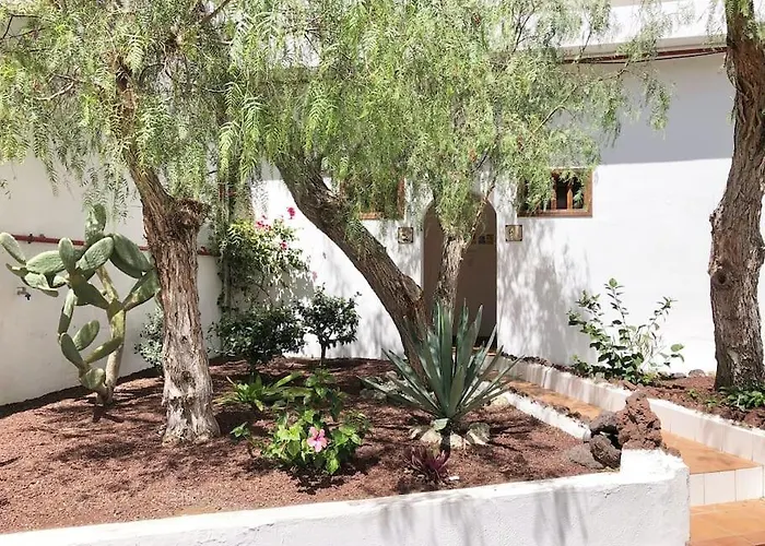 Appartamento Lucia Garden Con Piscina Climatizada Playa Feñabe