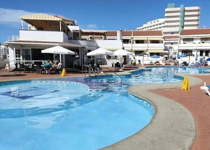 アパート Lucia Garden Con Piscina Climatizada Playa Feñabe