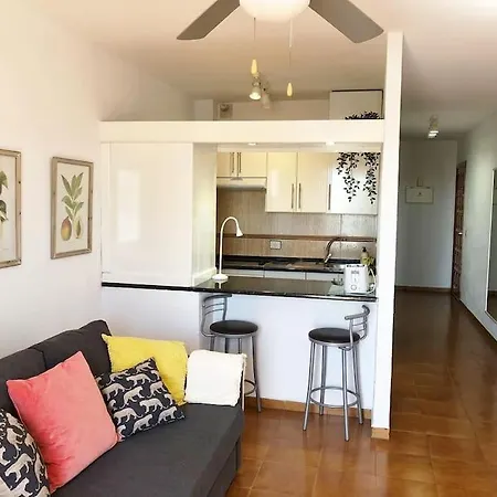 Lucia Garden Con Piscina Climatizada شقة *
