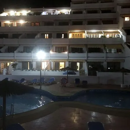 Lucia Garden Con Piscina Climatizada