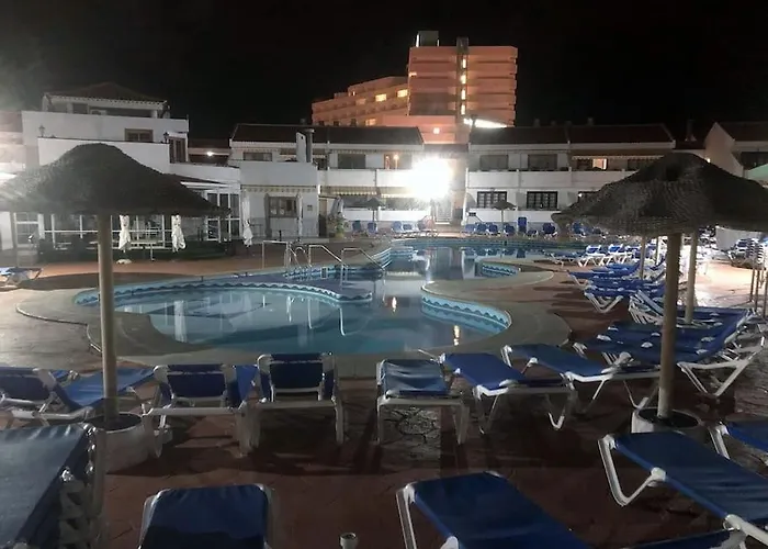 Lucia Garden Con Piscina Climatizada Playa Feñabe